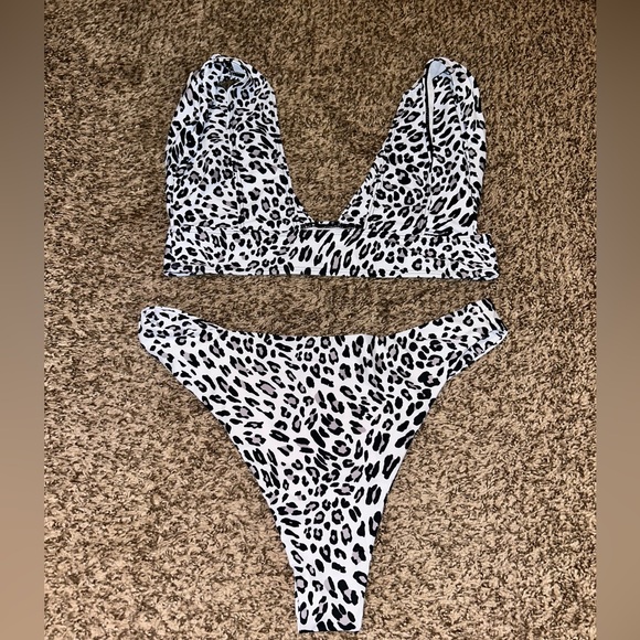 Leopard Swimsuit - Picture 2 of 6